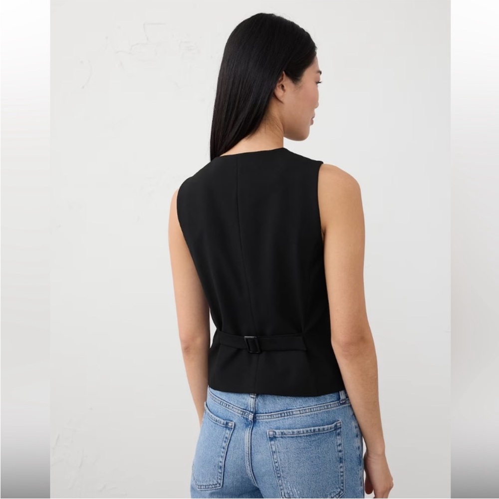 BANANA REPUBLIC FACTORY HAYDEN VEST size 4
NWT - Picture 2 of 5